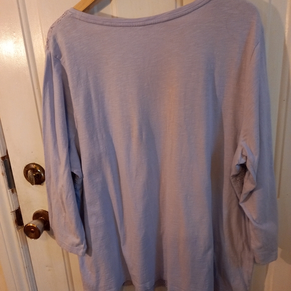 Croft & barrow Top with lace & with 2/3 sleeves - Picture 5 of 5